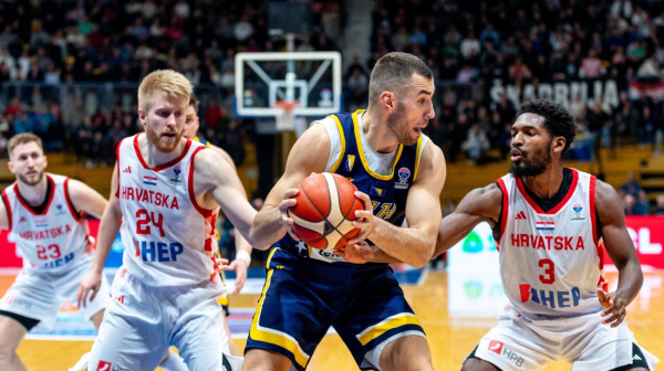 Trijumf Hrvatske u regionalnom derbiju predvodili dvostruki MVP i bivši košarkaš Partizana