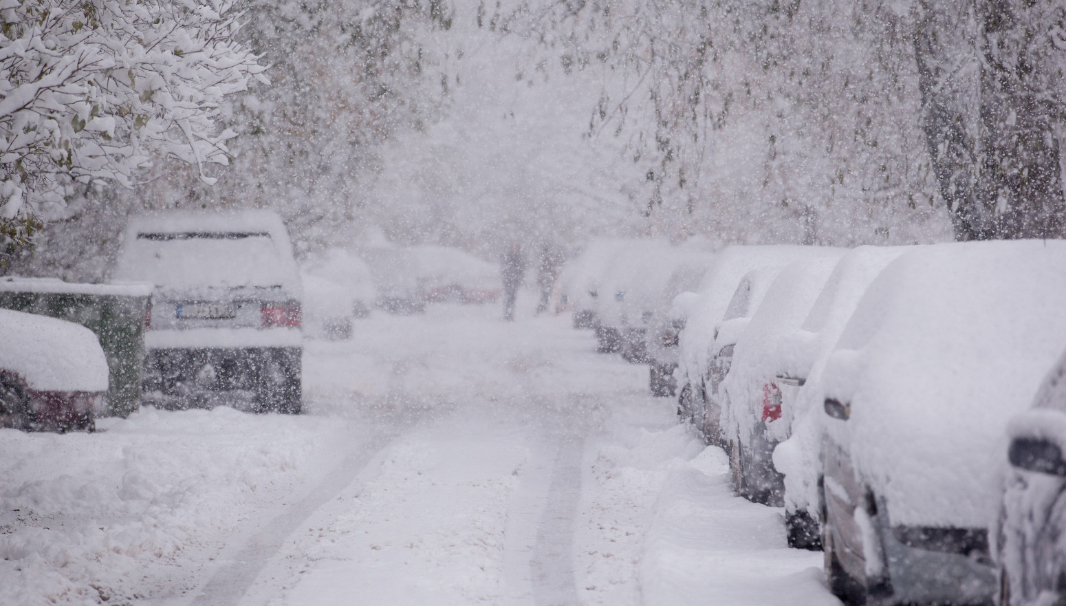 RHMZ turned on the lights: Snow is coming; And that's not all