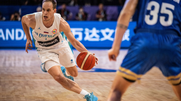 Prepelič uzalud briljirao, šok-poraz Slovenaca; Italija slavila protiv Islanda