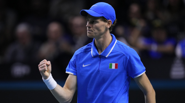 Tenis, to je Italija – Siner ne može da izgubi, furiozno odbranjen Dejvis kup! VIDEO