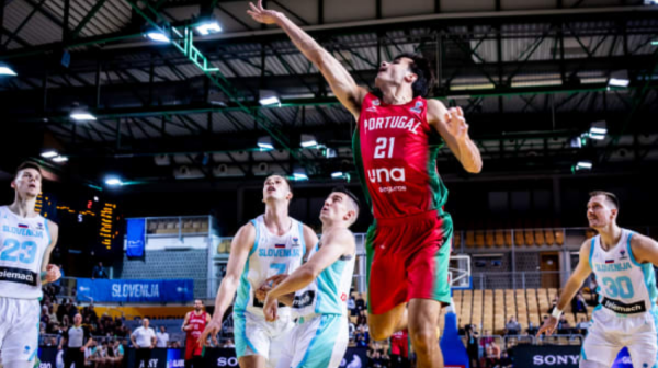 Slovenci izbegli bruku – preživeli dramu i zakoračili na Evrobasket!