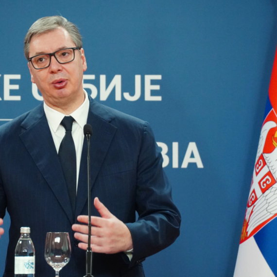 "Mladi Srbije, zamke i šanse": Vučić danas učestvuje na tribini mladih naprednjaka