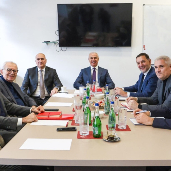 Čelnici FSS posetili "večite" – ovo su bile teme razgovora FOTO