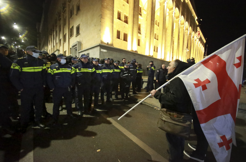 Premijer preti predsednici, a Evropska unija Gruziji