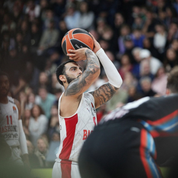 Hauard "proradio" posle 0/22 – Baskonija razbila Fenerbahče
