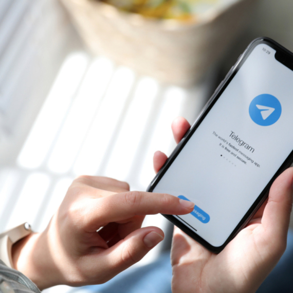 Telegram na "tankom ledu": Ruski regulator uputio poslednju opomenu Durovu