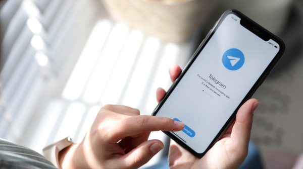 Telegram na "tankom ledu": Ruski regulator uputio poslednju opomenu Durovu