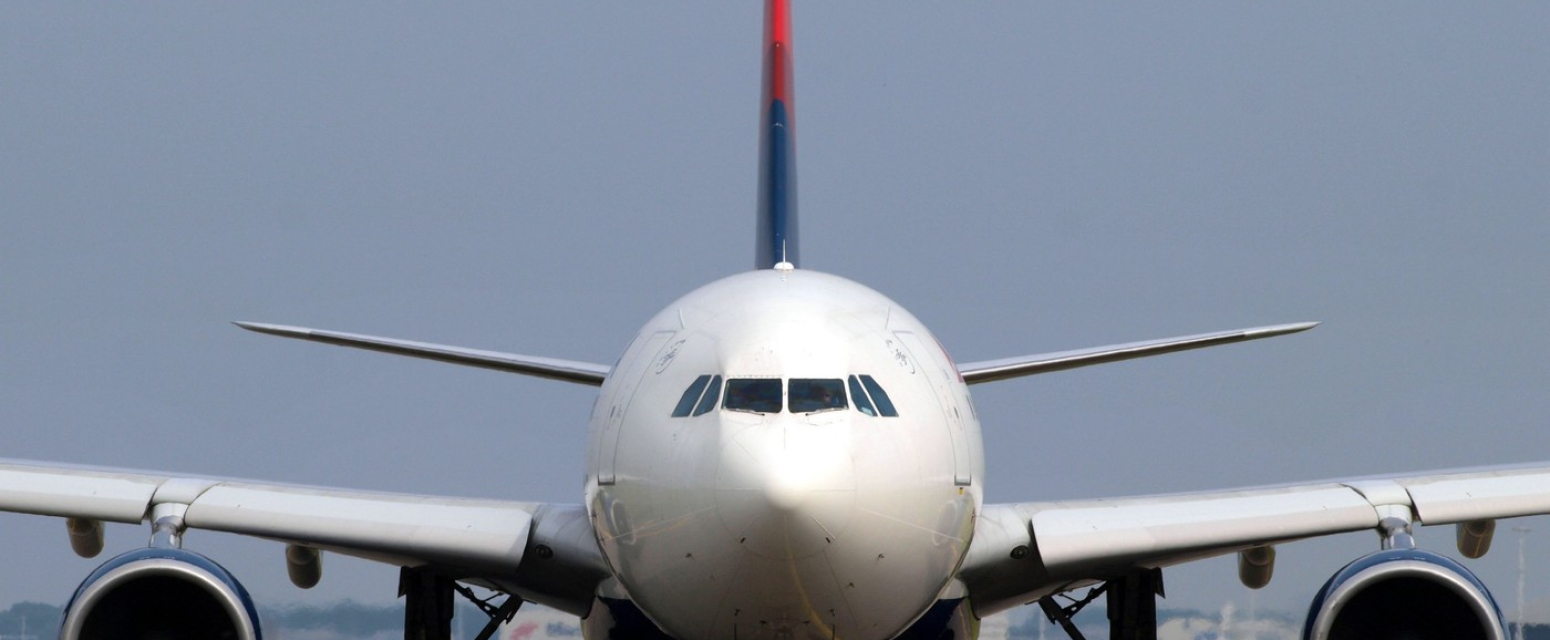 Avion za Las Vegas prinudno sleteo u Nju Džersiju VIDEO