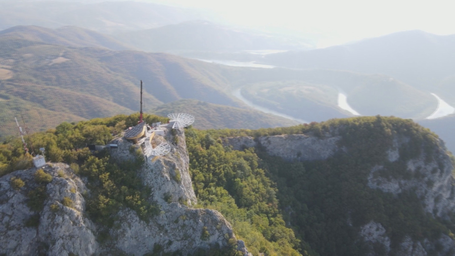 Povezuje se Ovčar Banja sa staklenim vidikovcem: Radovi u punom jeku FOTO