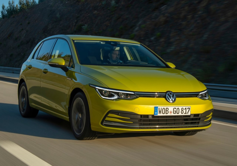Promena kursa: Volkswagen i Audi ostaju verni benzincima