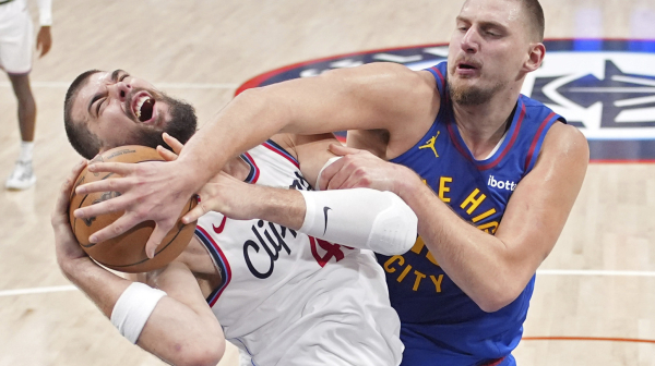 Jokić ispisao istoriju, ali Denver gubi VIDEO