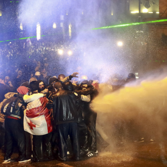 A turbulent night in Georgia: Protesters fill hospitals, children at demonstrations, Europe mourns PHOTO/VIDEO