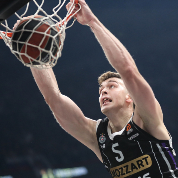 Koprivica napušta Partizan – umesto njega stiže Osetkovski