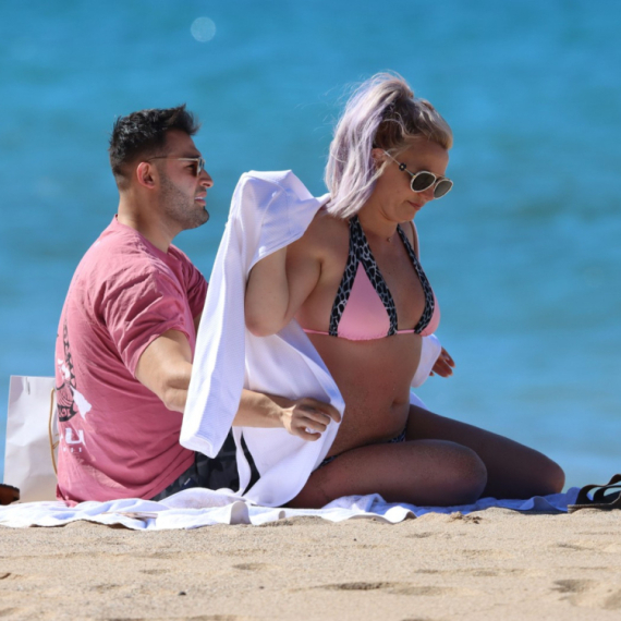 Bivši muž Britni Spirs u vezi sa fatalnom plavušom – a "tek" što se razveo FOTO