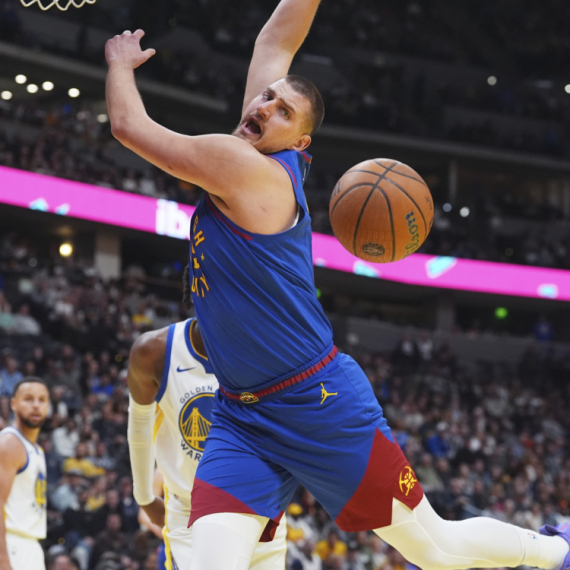 Barkli besan na Denver zbog Jokića