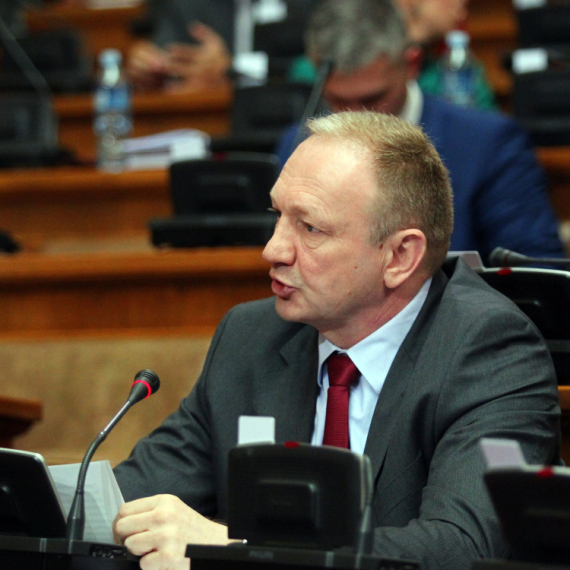 Đilasova opozicija izgubila poslanika: Slobodan Ilić napustio Ponoševu poslaničku grupu "Srbija centar"