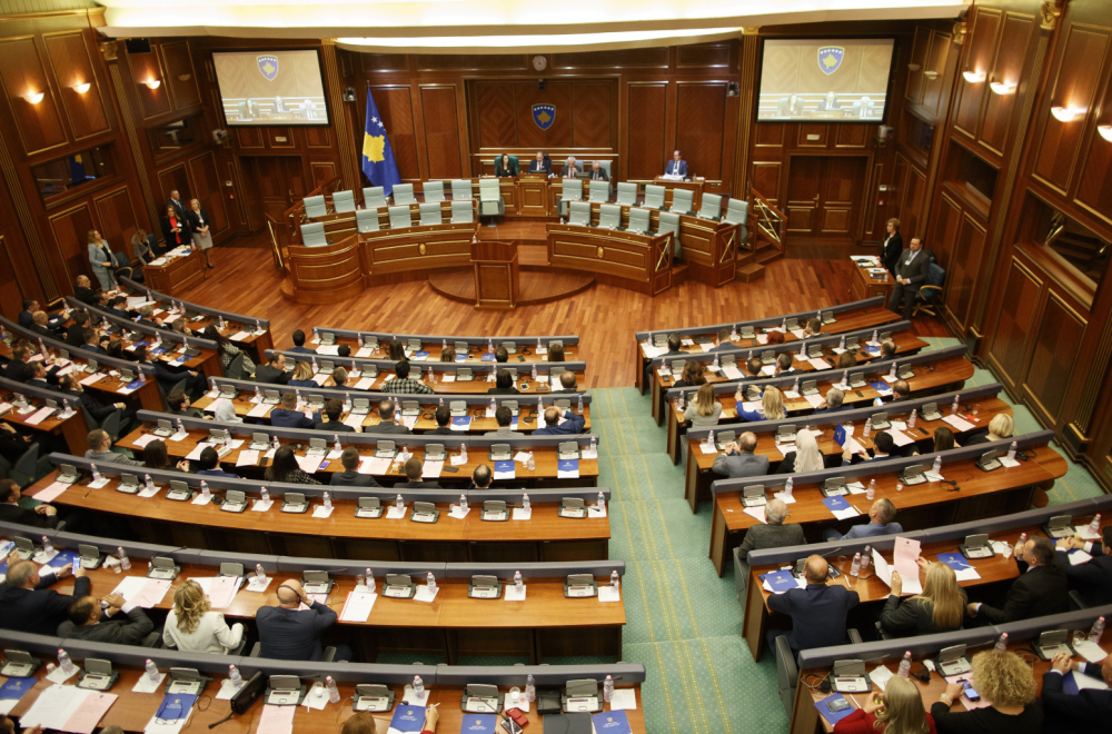 Vanredni izbori u Prištini: Rok za predaju kandidatskih lista ističe u ponoć