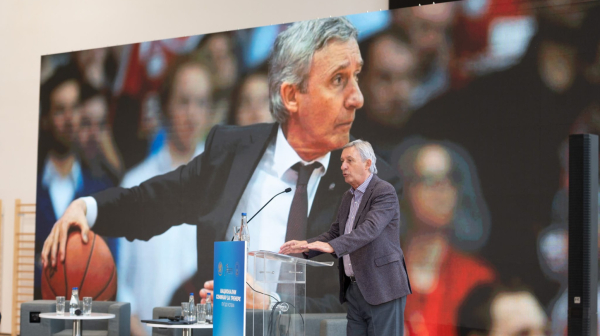 Pešić: "Ko to ne vidi, u zabludi je"