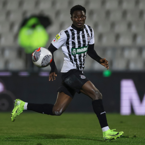 Partizan odjavio Fejenord – ponudili "samo" tri miliona za Zubairua