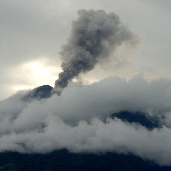Uzbuna: Eruptirao vulkan Kanlaon FOTO/VIDEO