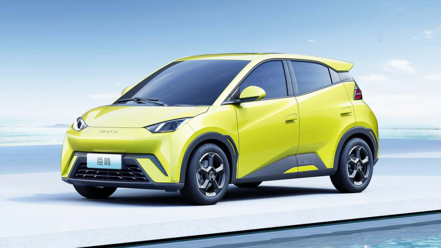 Kako se francuska automobilska industrija adaptira električnim vozilima?