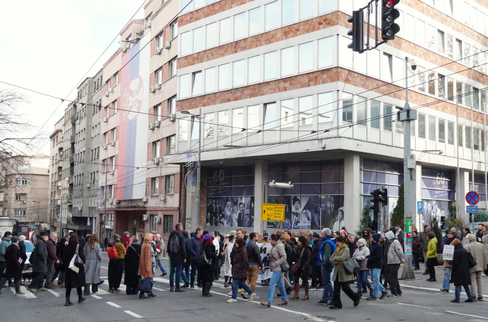 Hrvati podržali "oporbene"studente: Onda se u Zagrebu ukazao i političar iz Demokratske stranke VIDEO