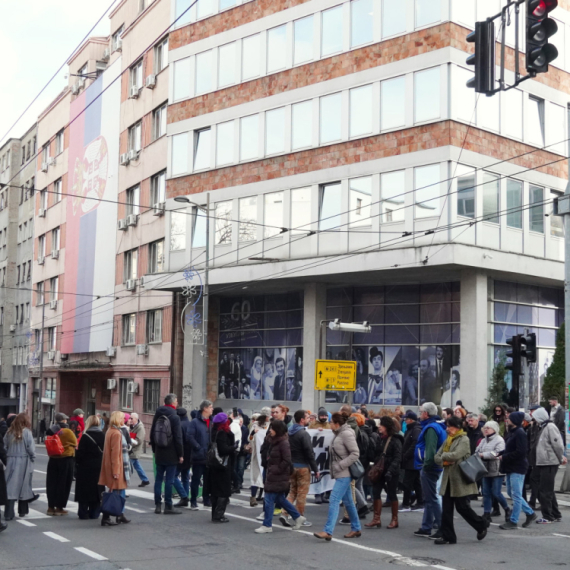 Hrvati podržali "oporbene"studente: Onda se u Zagrebu ukazao i političar iz Demokratske stranke VIDEO