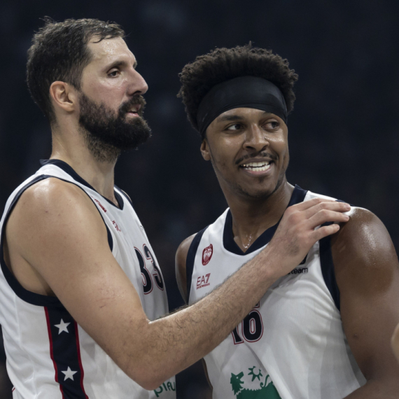 Brutalna partija Zeka Ledeja – Olimpija srušila Barselonu i nastavila niz!
