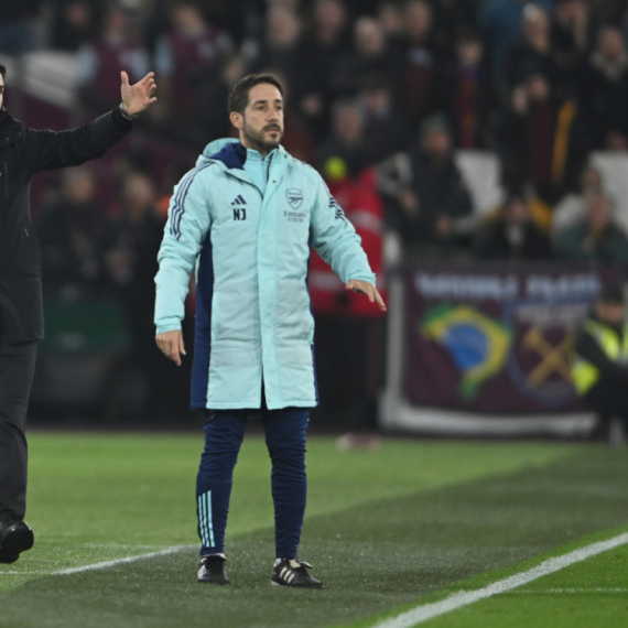 Radio za Hrvatsku, stvorio ubitačan Arsenal – navijači mu ukazali veliku čast VIDEO