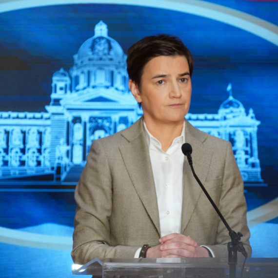 Brnabić: Nije Vučić pozvao na referendum, već opozicija preko CRTE VIDEO