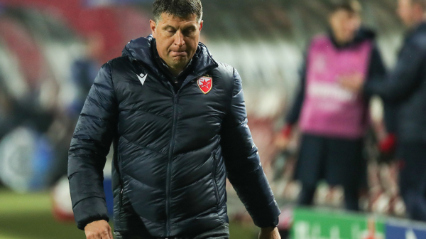 Milojević: "Radonjić odneo loptu na kojoj je sedeo, odakle ti to?"