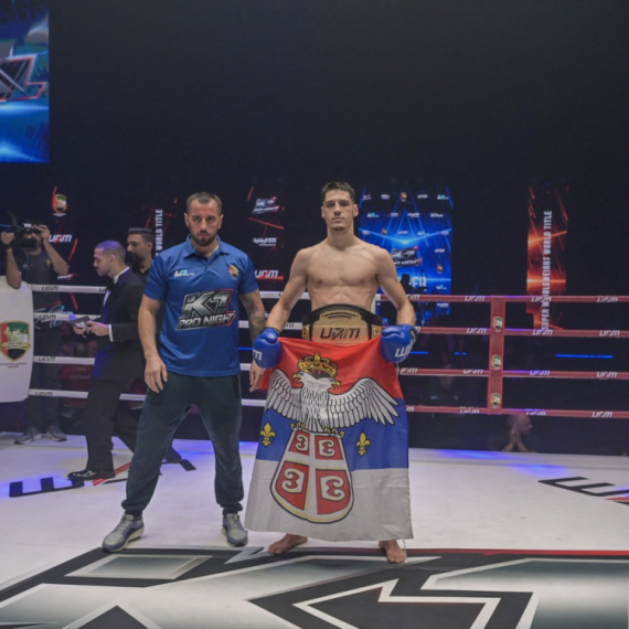 Nikola Todorović odbranio titulu profi prvaka sveta
