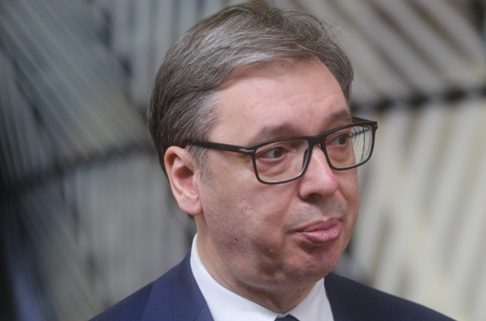 Vučić gost u "Ćirilici"