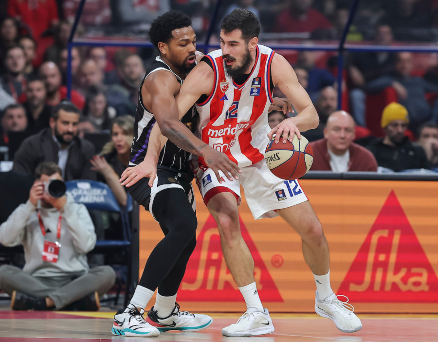 Milion trojki i drama u Areni: Zvezdina velika pobeda – Partizan skupo platio greške