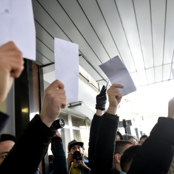 Students protesting expressed their demands: We won't talk to anyone - we expect institutions to do their job
