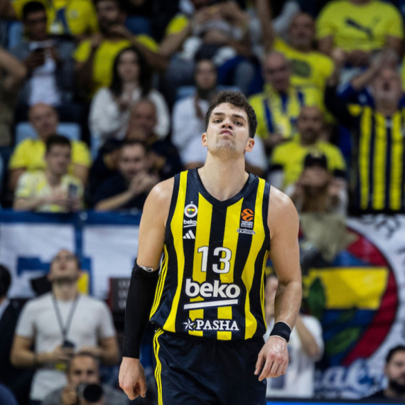 Biberović odbio NBA – ostaje u Feneru