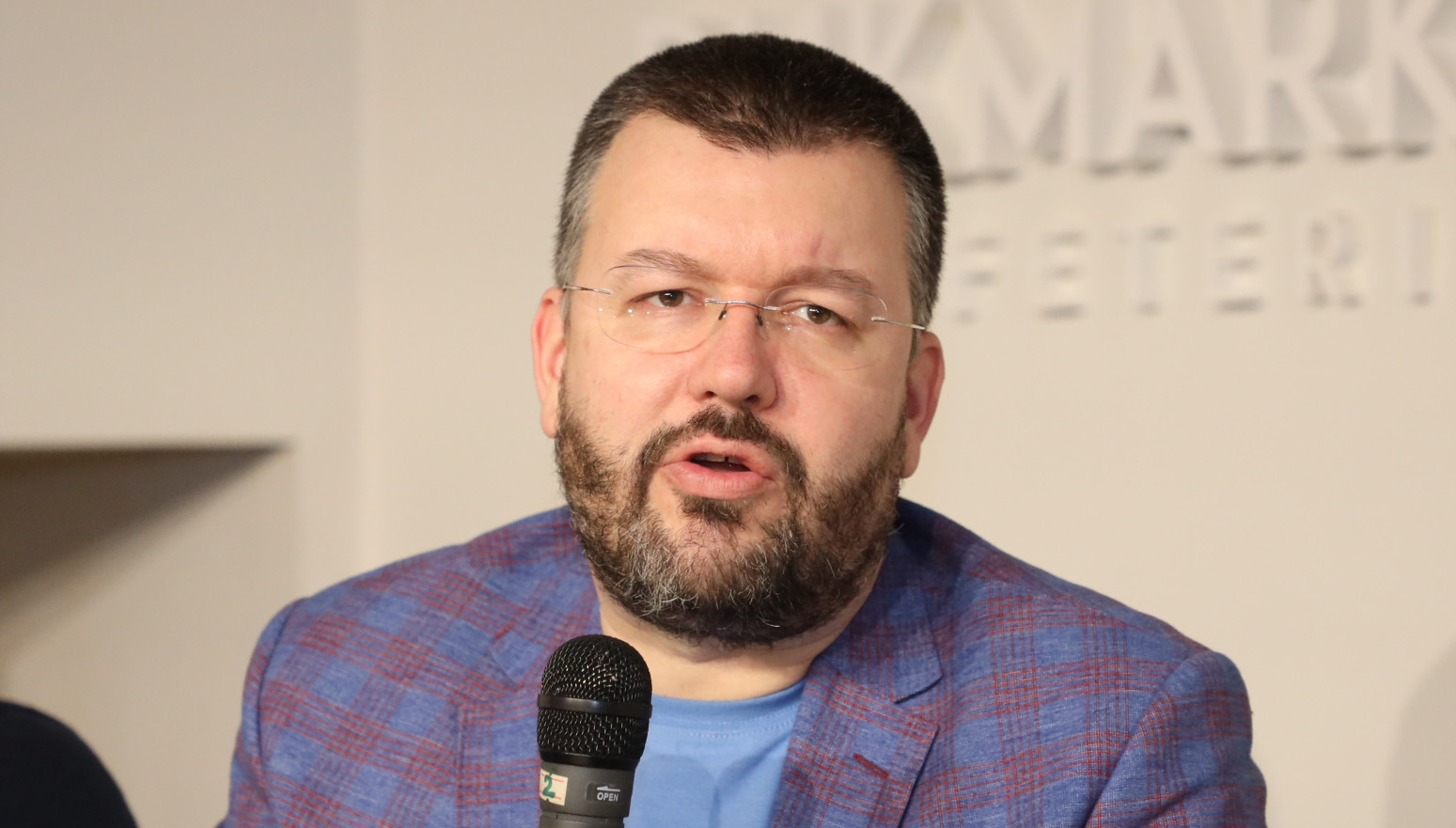 Antić: Profesor koji blokira Saobraćajni fakultet je bio nadležan za palu nadstrešnicu VIDEO