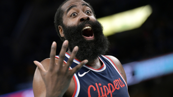 Harden ismejao rivala zbog simuliranja VIDEO