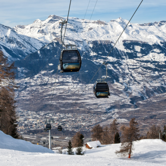 Lavina zatrpala skijaše u Pirinejima; Troje poginulo