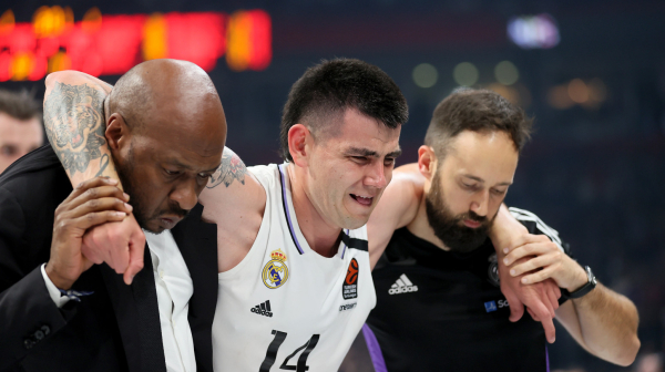 Baš nema sreće – Gabrijel Dek se ponovo povredio VIDEO