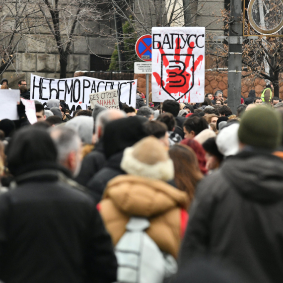 Skandal nad skandalima: Ukinut pritvor Mariji Vasić, četvoro naprednjaka u zatvoru više od 100 dana