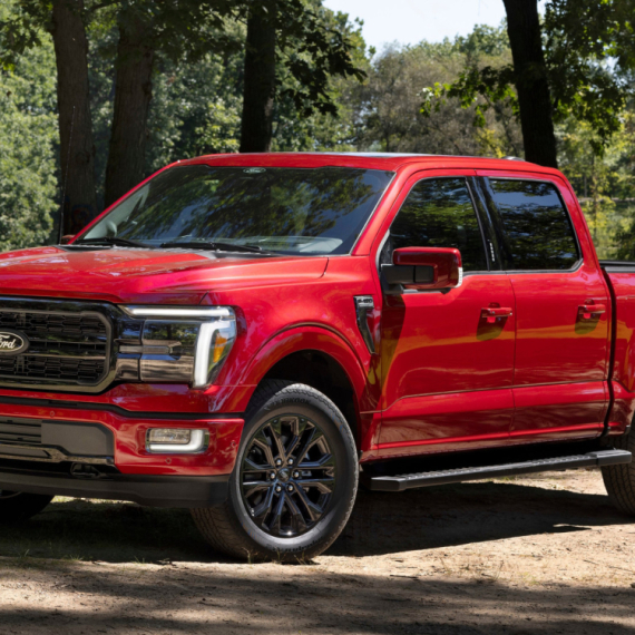 Ford i dalje vlada američkim tržištem velikih kamioneta, ali GM bi mogao da preuzme primat