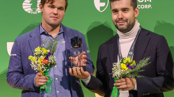 Prvi put ikada – šah ima dva šampiona sveta VIDEO