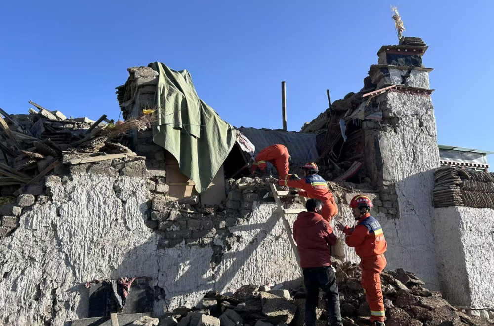 Eight earthquakes in one hour; Seismologists warn: This is just the beginning, people fled