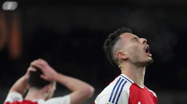 Kolaps Arsenala na "Emirejtsu"!