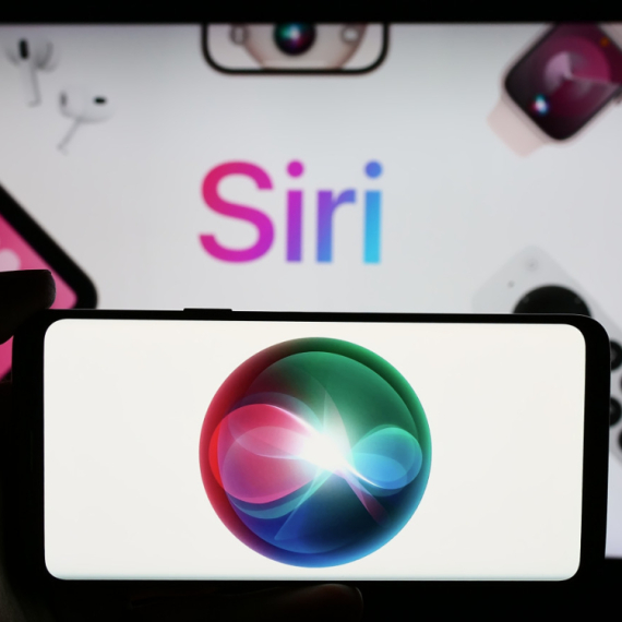 Apple već ima rivala za ChatGPT, ali nećete ga videti uskoro