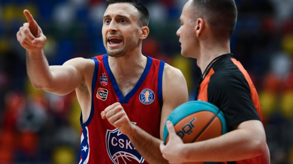 Avramović šmekerskim gestom sprečio skandal, pa promašio šut za pobedu VIDEO