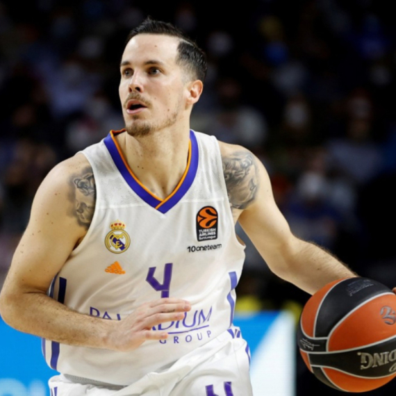 Asvel ozvaničio: Vraća se! FOTO