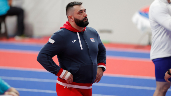 Asmir Kolašinac završava karijeru – u Beogradu