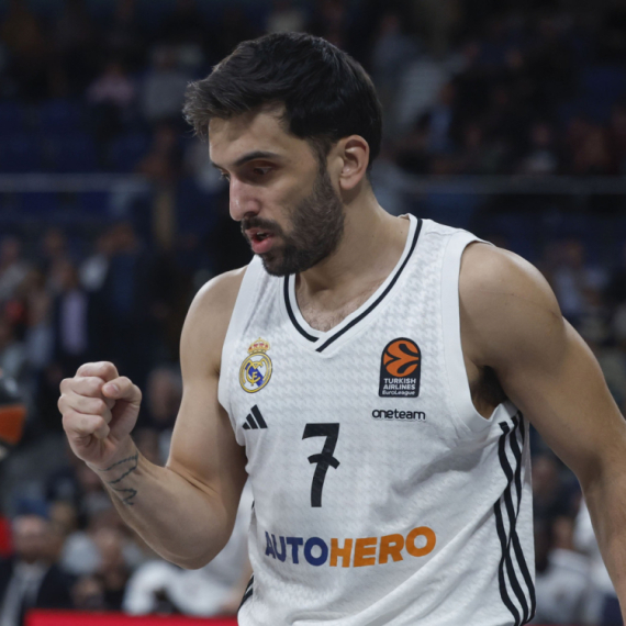 Kampaco i Hezonja "presudili" Baskoniji